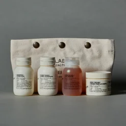 TRAVEL SET